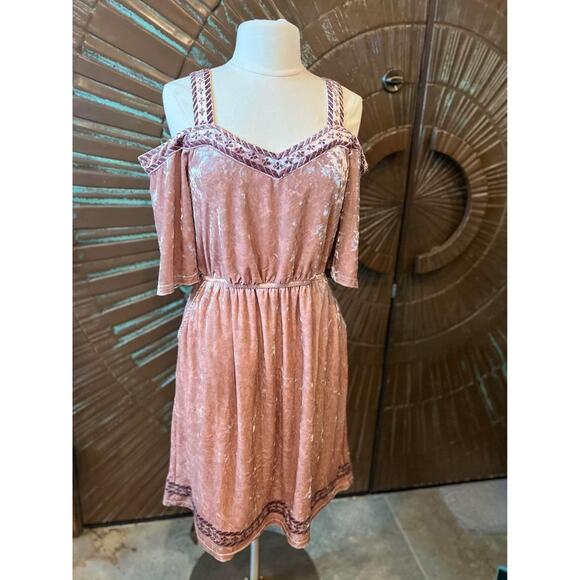 Lucky Brand Crushed Velvet off the Shoulder Babydoll Dress - Picture 1 of 5
